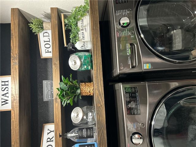 2513 Arbor Drive, Bryan, TX 77802