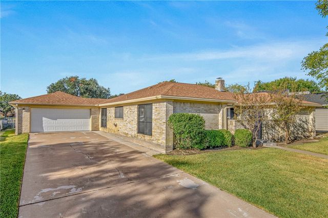 2513 Arbor Drive, Bryan, TX 77802