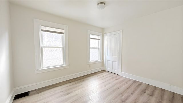 735 Boquet St, Mckees Rocks, PA 15136