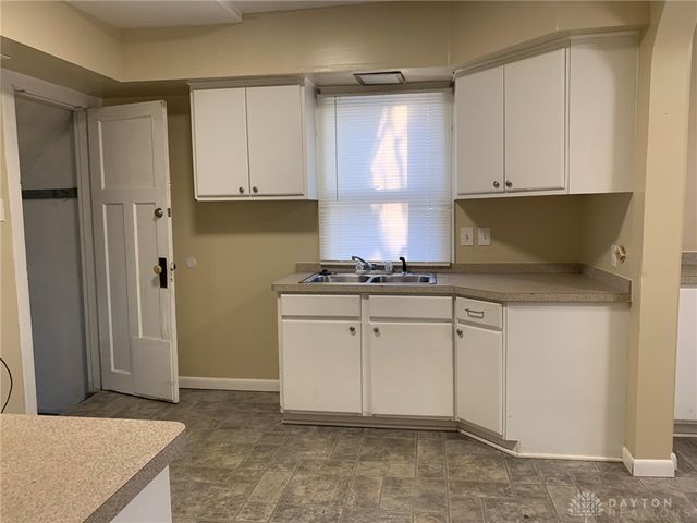 154 W Hudson Avenue, Dayton, OH 45405