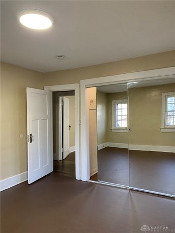 154 W Hudson Avenue, Dayton, OH 45405