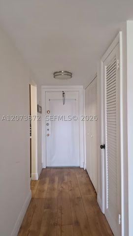 8000 N Sunrise Lakes Dr 309, Sunrise, FL 33322