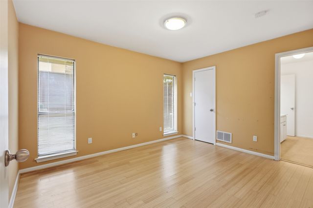 7211 Valley View Place, Dallas, TX 75240