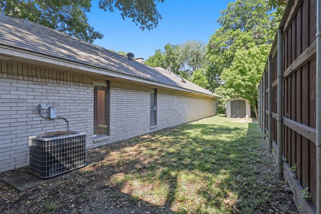 7211 Valley View Place, Dallas, TX 75240