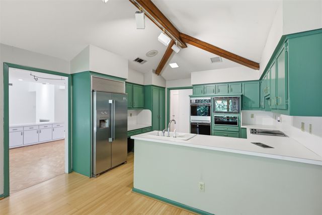 7211 Valley View Place, Dallas, TX 75240