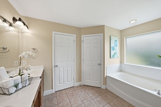 2606 Ash Drive, St Paul, TX 75098