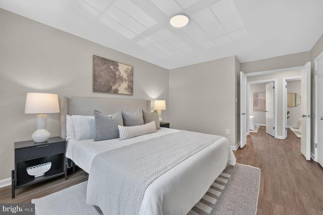 3926 COLLIS OAK CT, Fairfax, VA 22033