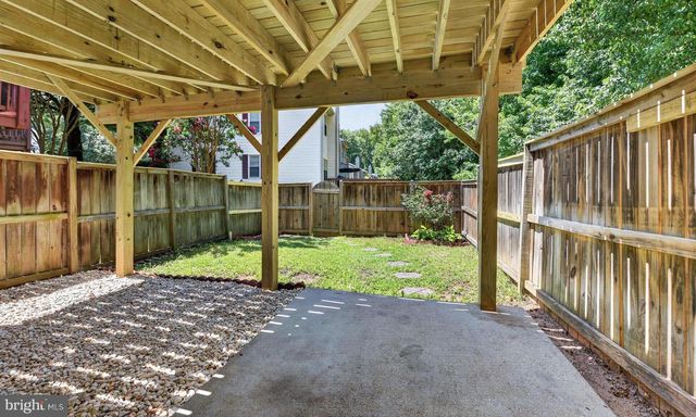 3926 COLLIS OAK CT, Fairfax, VA 22033