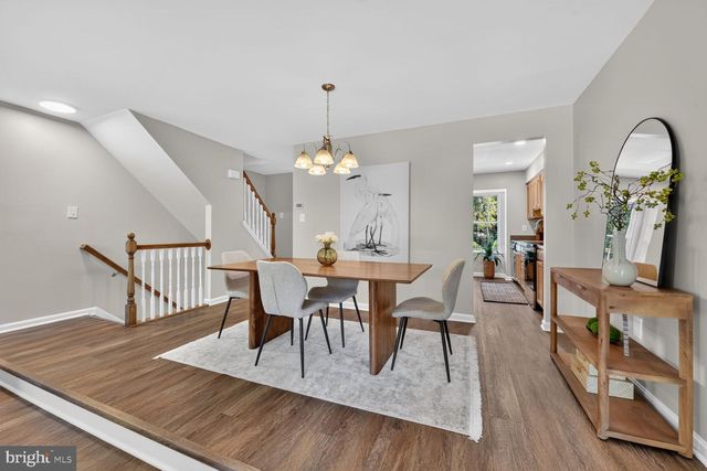 3926 COLLIS OAK CT, Fairfax, VA 22033