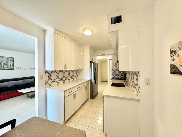 230 174th St 2316, Sunny Isles Beach, FL 33160