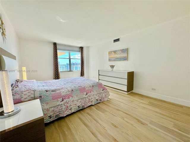 230 174th St 2316, Sunny Isles Beach, FL 33160