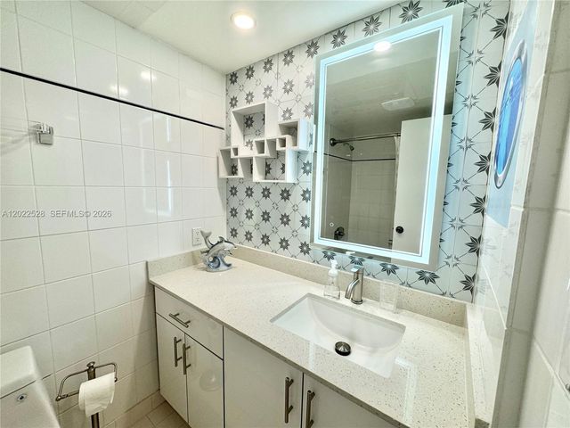 230 174th St 2316, Sunny Isles Beach, FL 33160