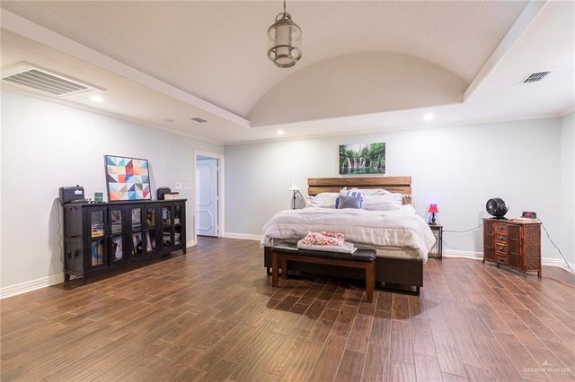 1902 Sundance Street, Palmhurst, TX 78573