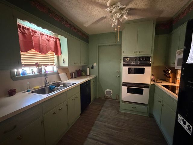 828 Willow Creek, Jacksonville, TX 75766
