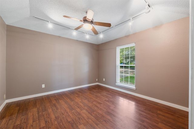 2407 Harrowden DR, Austin, TX 78727