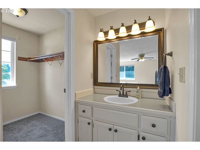 6517 Ne 88TH Ave, Vancouver, WA 98662