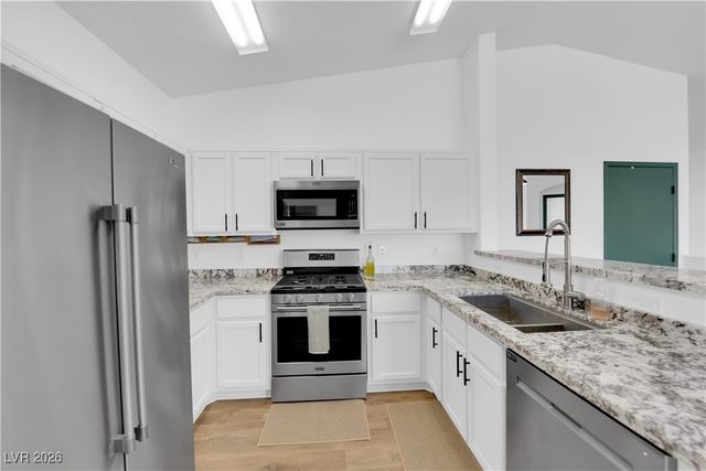 5528 Stacked Chips Road 101, Las Vegas, NV 89122