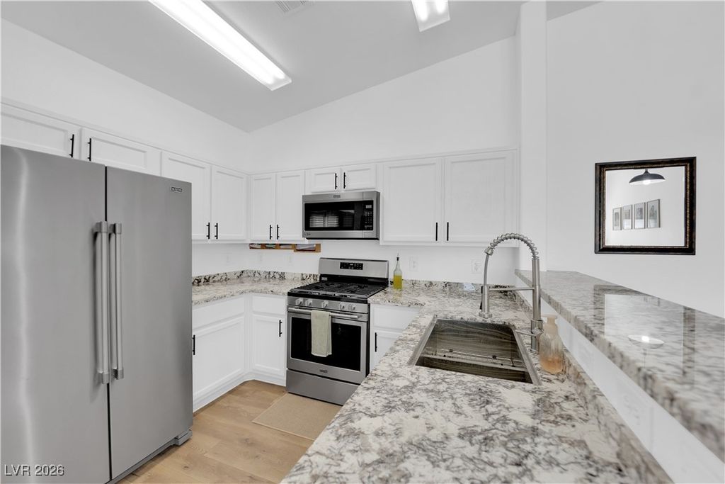 Image 12 of property listing at 5528 Stacked Chips Road 101, Las Vegas, NV 89122