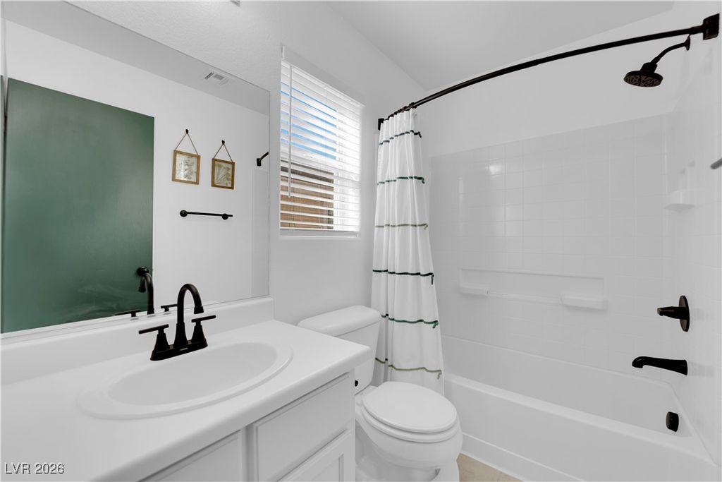 Image 17 of property listing at 5528 Stacked Chips Road 101, Las Vegas, NV 89122