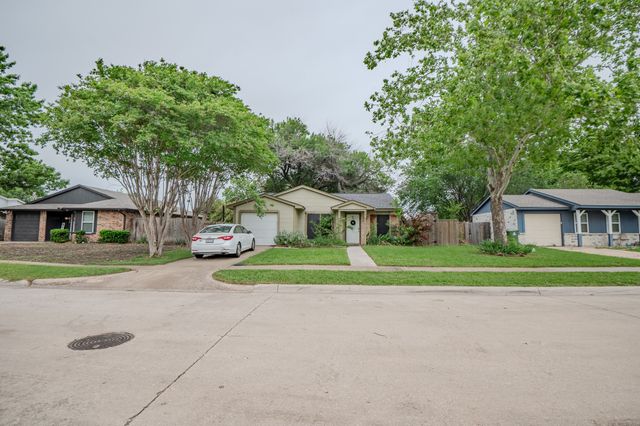 4220 Malone Avenue, The Colony, TX 75056