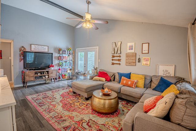 4220 Malone Avenue, The Colony, TX 75056