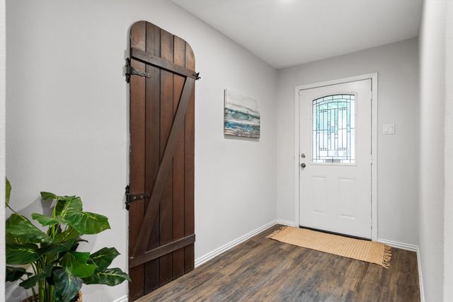 1050 Winterwood Drive, Lewisville, TX 75067