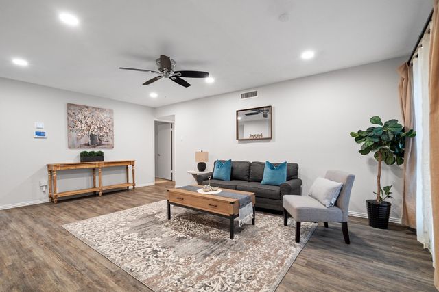 1050 Winterwood Drive, Lewisville, TX 75067