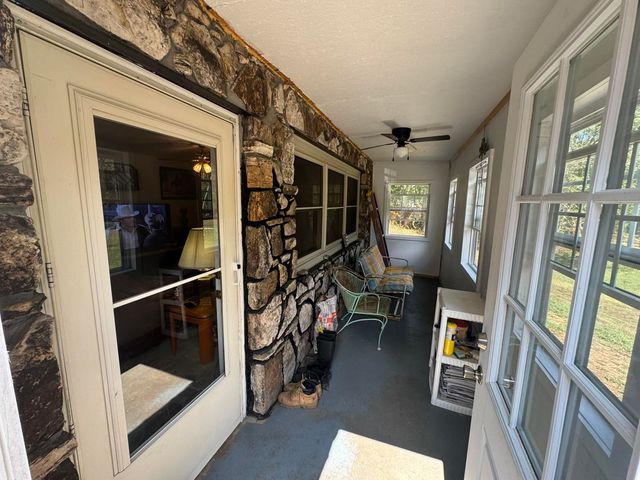 14 Barber Drive, Hardy, AR 72542