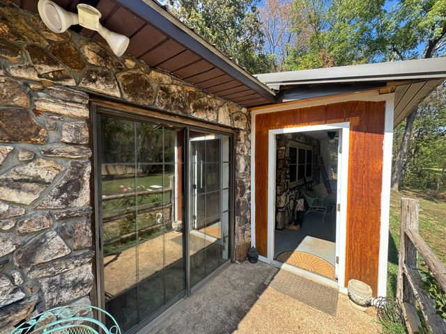 14 Barber Drive, Hardy, AR 72542