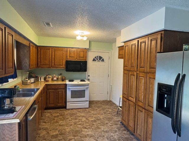 14 Barber Drive, Hardy, AR 72542