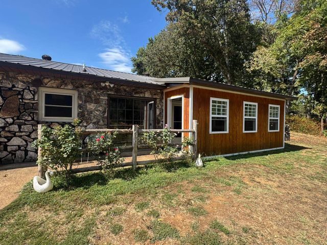 14 Barber Drive, Hardy, AR 72542