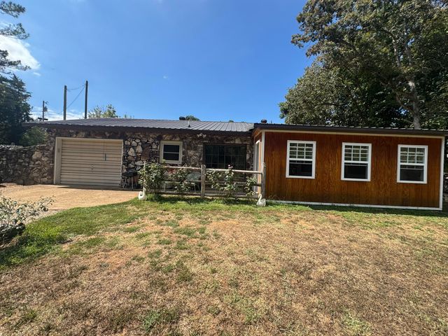 14 Barber Drive, Hardy, AR 72542