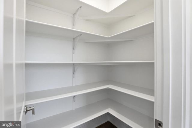 11105 MEDICAL CENTER DR, Rockville, MD 20850