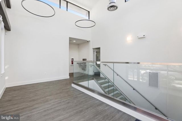 11105 MEDICAL CENTER DR, Rockville, MD 20850