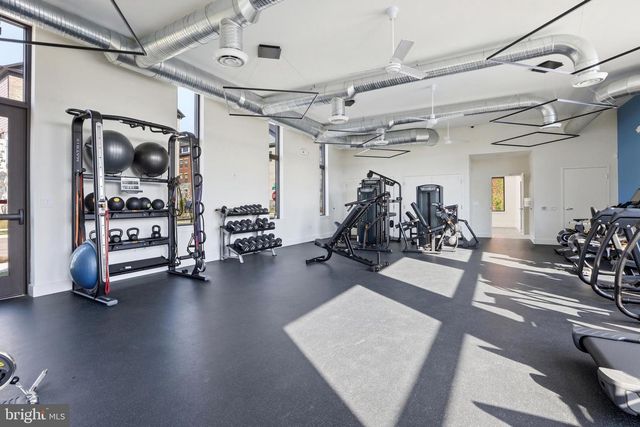 11105 MEDICAL CENTER DR, Rockville, MD 20850