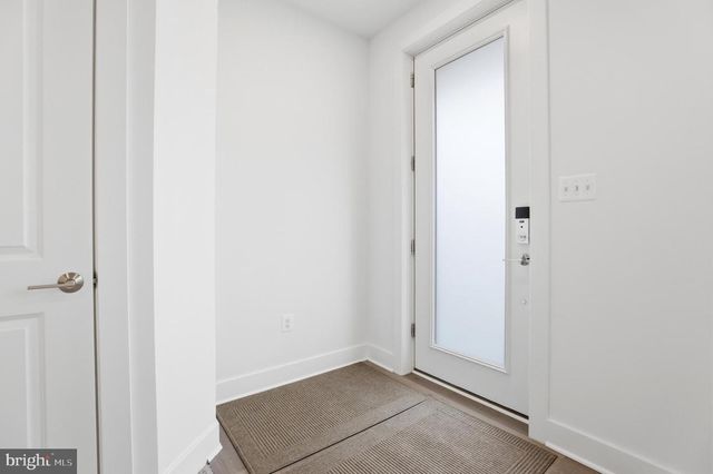 11105 MEDICAL CENTER DR, Rockville, MD 20850