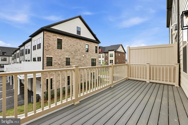 11105 MEDICAL CENTER DR, Rockville, MD 20850