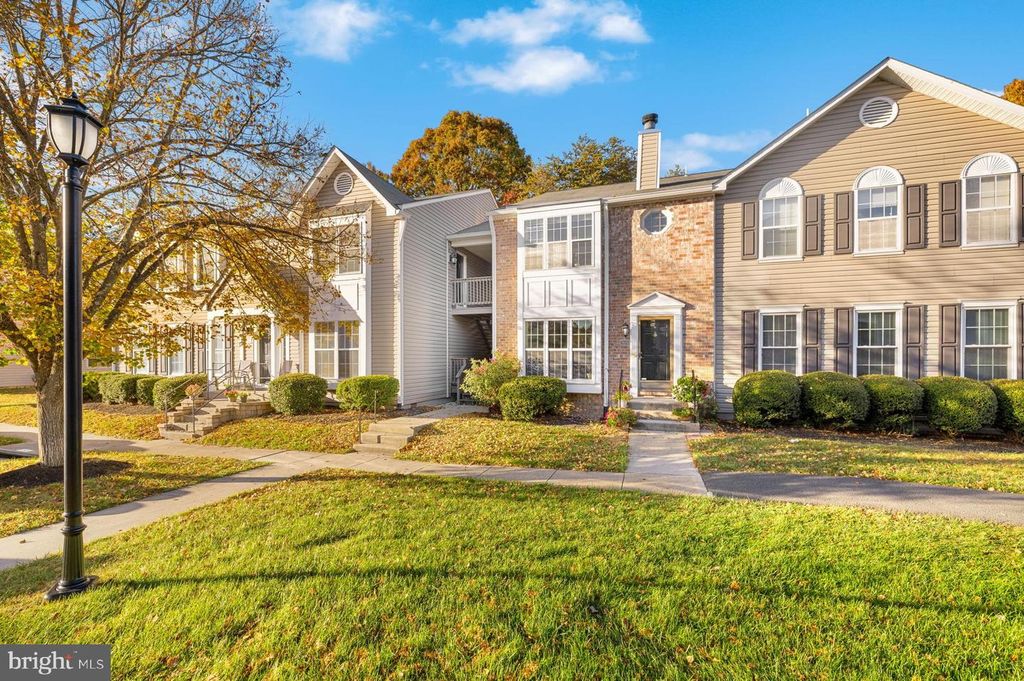 7802 HARROWGATE CIR #C, Springfield, VA 22152