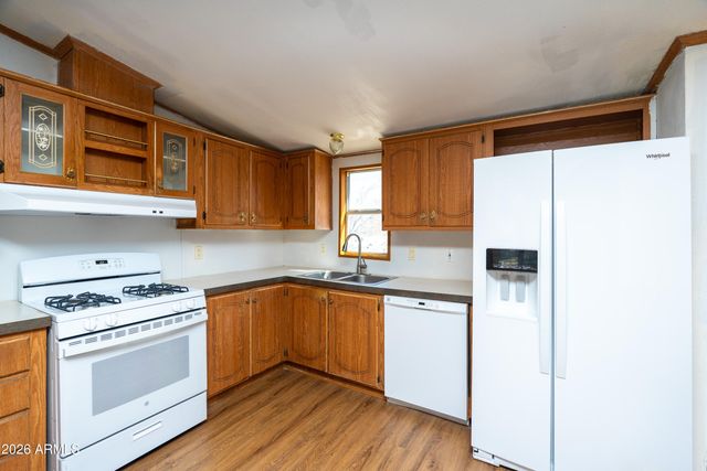 522 E Navajo Street, Huachuca City, AZ 85616