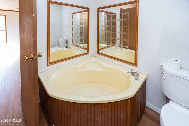 522 E Navajo Street, Huachuca City, AZ 85616