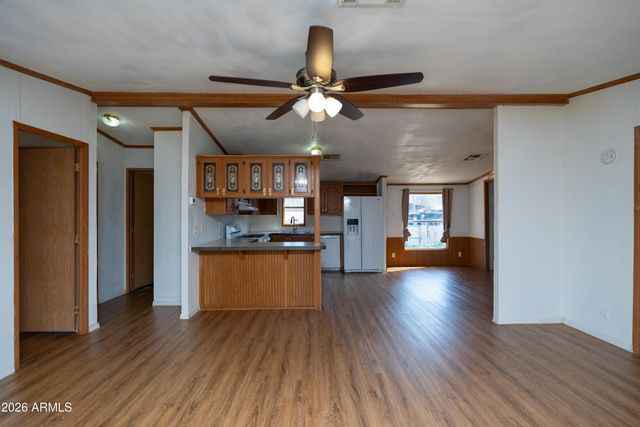 522 E Navajo Street, Huachuca City, AZ 85616