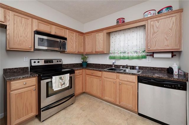 140 Astilbe Meadow Drive, Locust Grove, GA 30248
