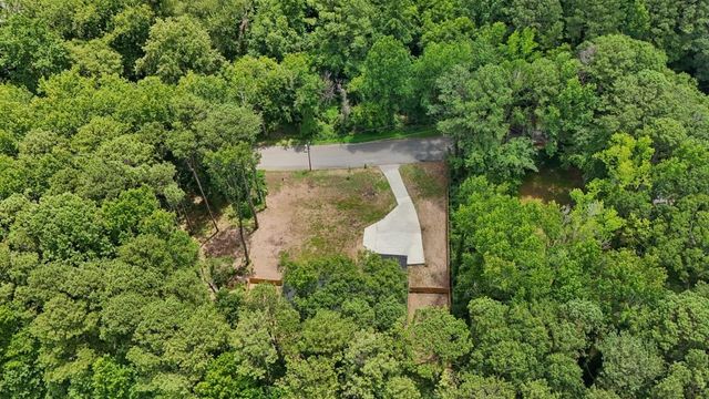 2950 Concord Drive, Decatur, GA 30033