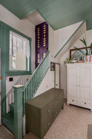 124 N Hamilton ST, Gonzales, TX 78629