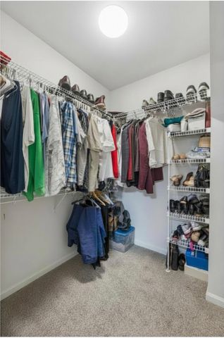 1050 Spicer Dr, Clarksville, TN 37042