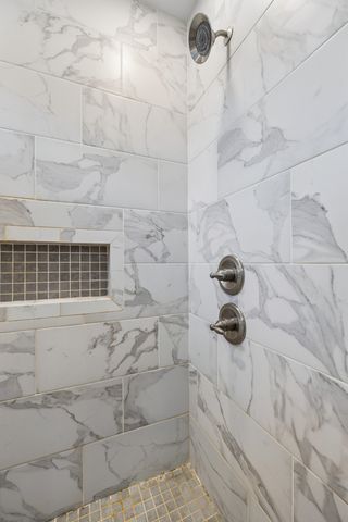 1050 Spicer Dr, Clarksville, TN 37042