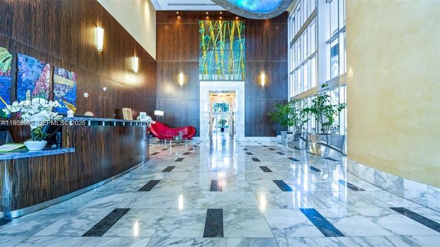 185 SW 7 th street 2911, Miami, FL 33130