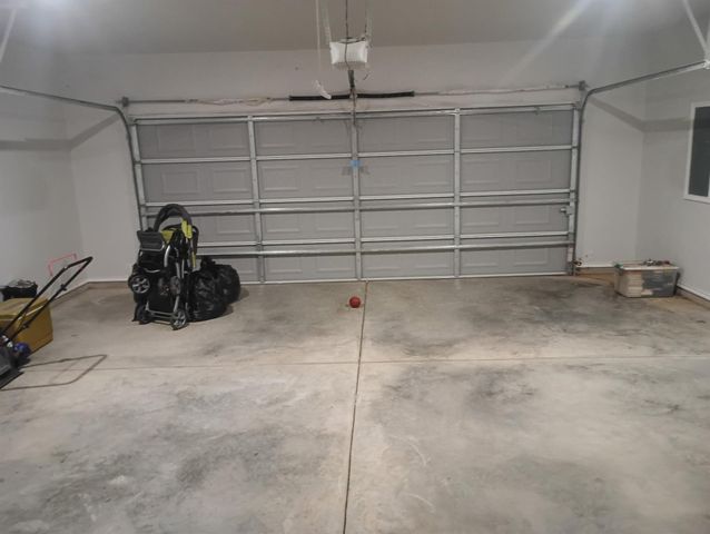 340 Persimmon Road, Onalaska, TX 77360