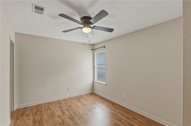 920 Crested Point Drive, College Station, TX 77845