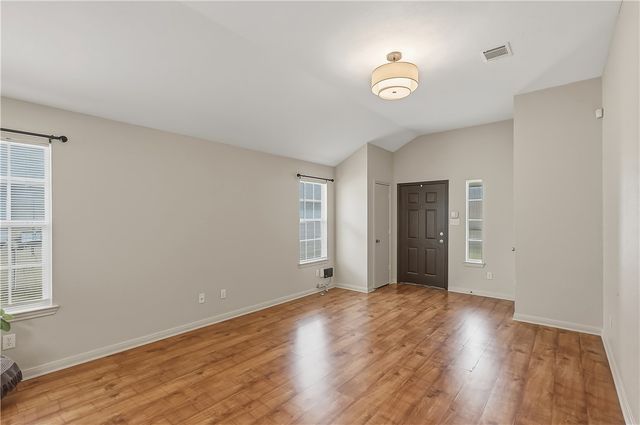 920 Crested Point Drive, College Station, TX 77845